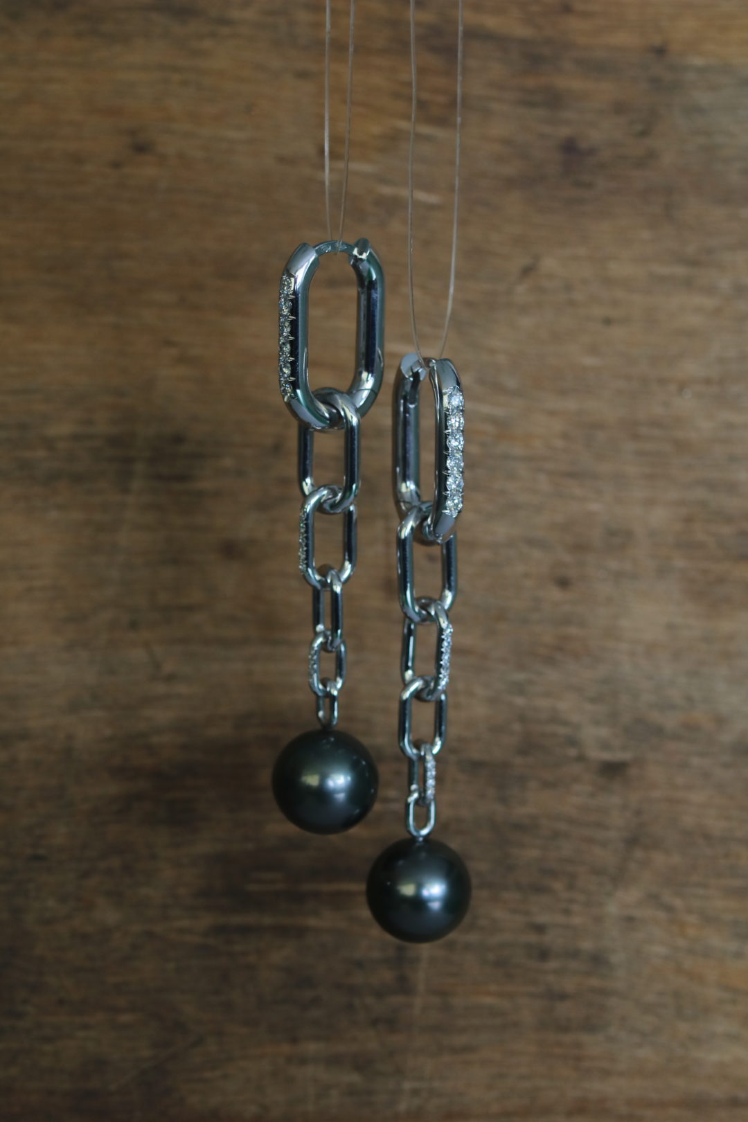 Chain earring